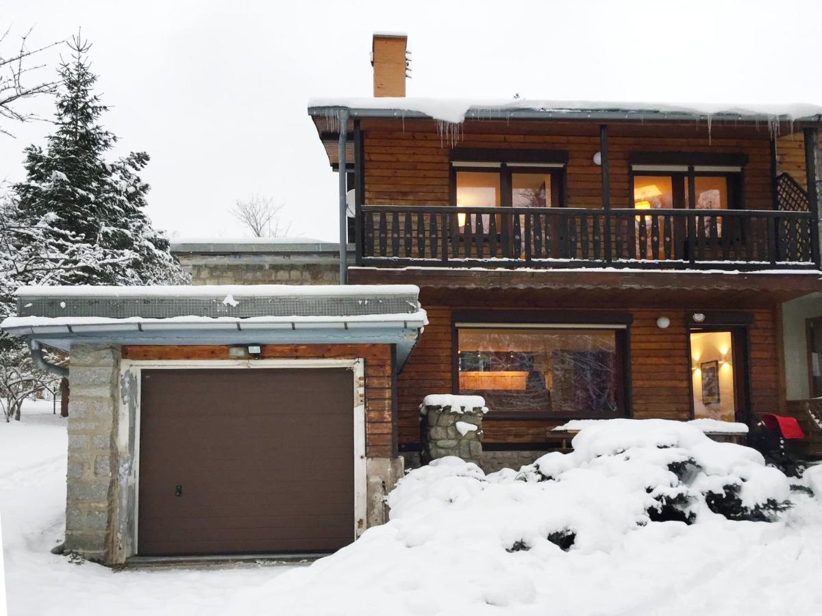 Chalet Tumitak Sarnia Family & Friends *